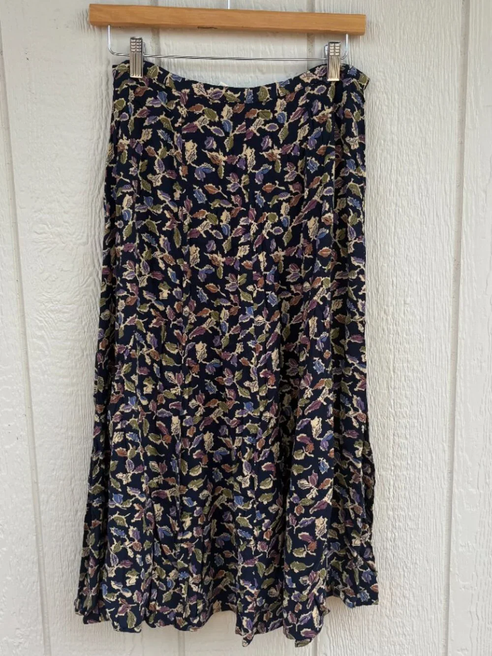 Vintage Eddie Bauer Pleated Midi Skirt Women's 12 Navy Blue Leaf Print Autumn - Picture 4 of 6